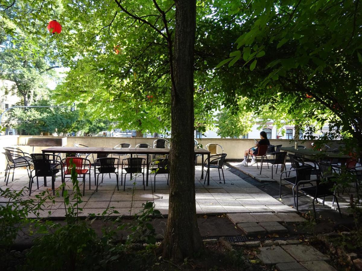 Hummel Hostel - Historische Stadtvilla Mit Garten Weimar  Exteriör bild