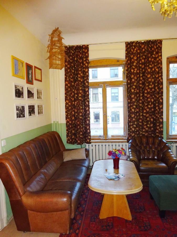 Hummel Hostel - Historische Stadtvilla Mit Garten Weimar  Exteriör bild