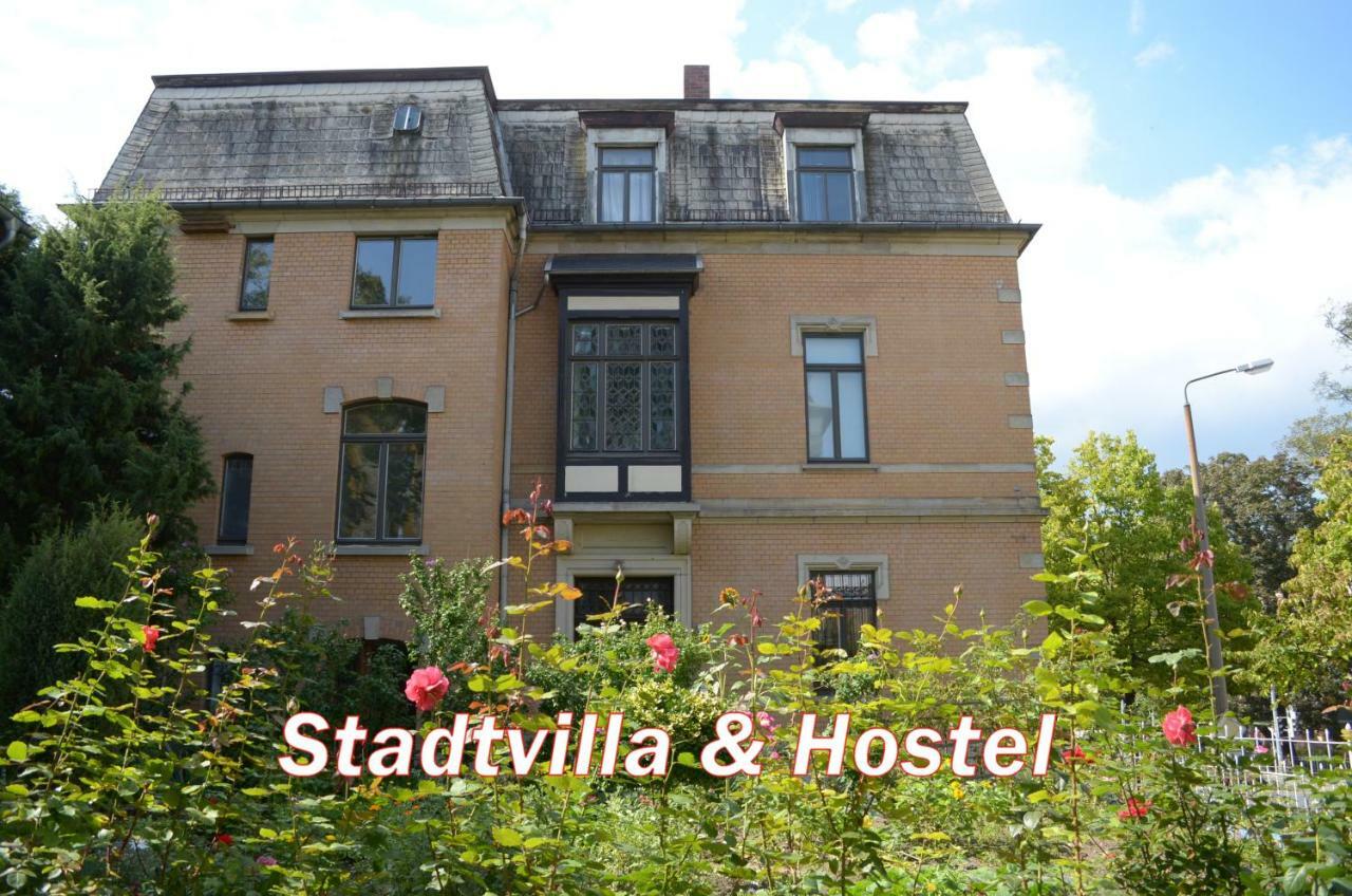Hummel Hostel - Historische Stadtvilla Mit Garten Weimar  Exteriör bild